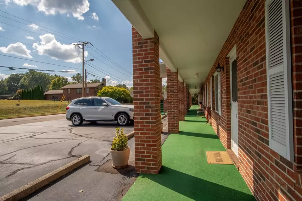  80 White Oak St Unit #3, Franklin, NC 28734 photo 4