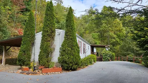 86 Buddy Ln, Otto, NC 28763