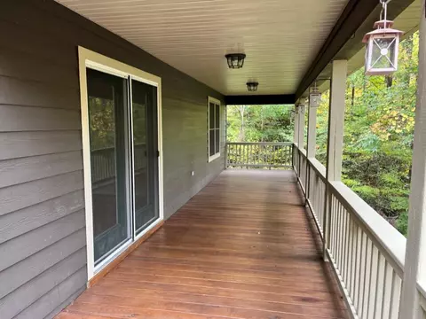 150 Rebel Dr, Sylva, NC 28779 photo 4