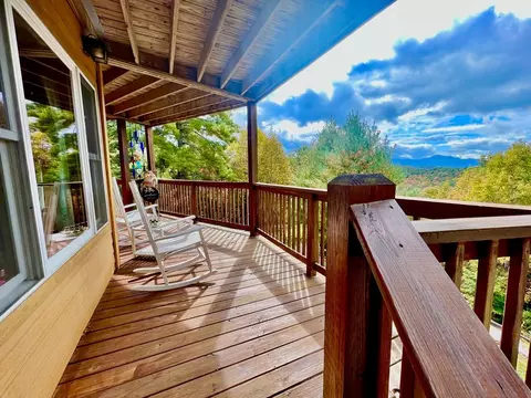 400 Musket Rd, Almond, NC 28702