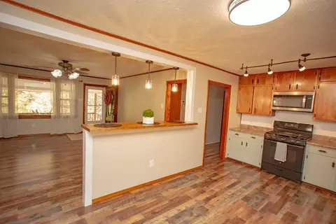 271 E Cope Crk, Sylva, NC 28779 photo 2