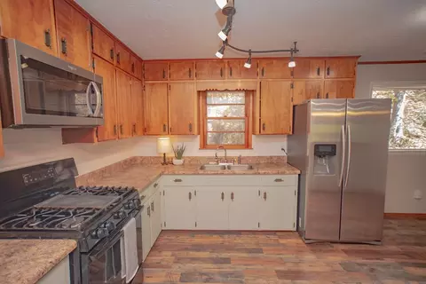 271 E Cope Crk, Sylva, NC 28779 photo 3