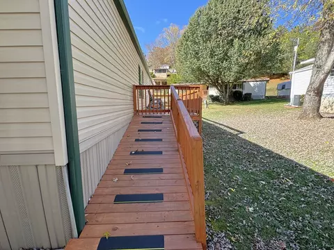 74 Maple Dr, Franklin, NC 28734 photo 48