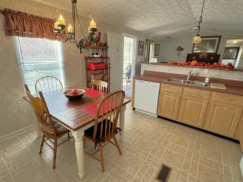 74 Maple Dr, Franklin, NC 28734 photo 18