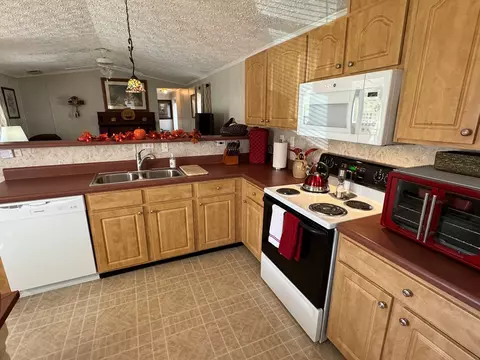 74 Maple Dr, Franklin, NC 28734 photo 21