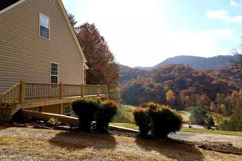 210 Triple Fork Rd, Cullowhee, NC 28723