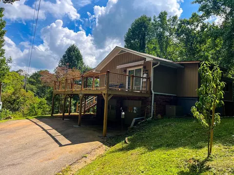 25 Rivendell Rd, Sylva, NC 28779 photo 2