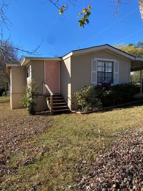 88 Pastureview Dr, Franklin, NC 28734