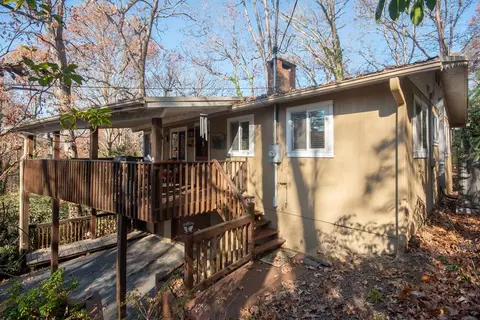 732 Zurich Cir, Franklin, NC 28734