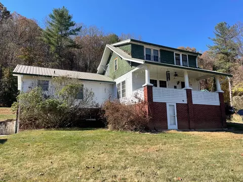 160 Park Ave, Bryson City, NC 28713