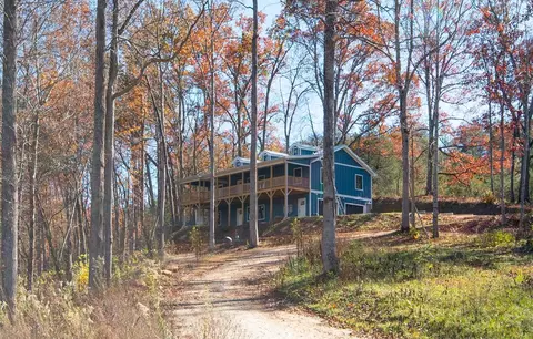 2022 Olive Hill Rd, Franklin, NC 28734