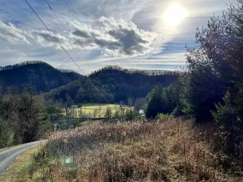 000 Hooper Cemetery Rd, Cullowhee, NC 28723