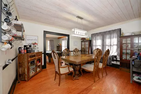 Dining - 160 Edwards Rd, Clyde, NC 28721 photo 2 of 2