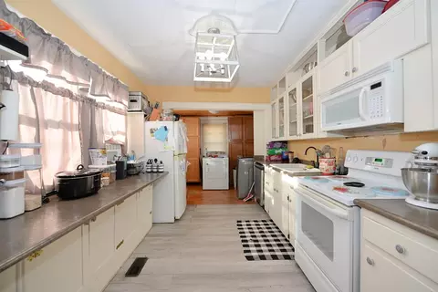 Kitchen - 160 Edwards Rd, Clyde, NC 28721 photo 1 of 2