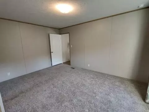 Bedroom - 72 Flint Loop, Clyde, NC 28721 photo 3 of 5