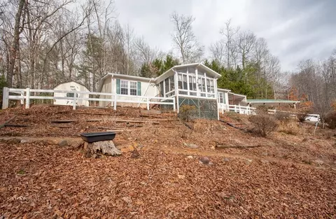 304 Westwood Dr, Franklin, NC 28734