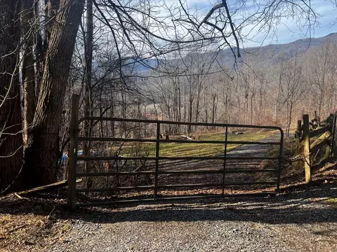 Undisclosed, Sylva, NC 28779 photo 7