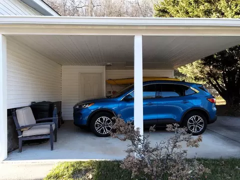 Exterior - 262 Chickamauga Cir, Sylva, NC 28779 photo 5 of 6