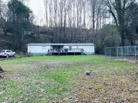 265 Mills Branch Rd, Sylva, NC 28779