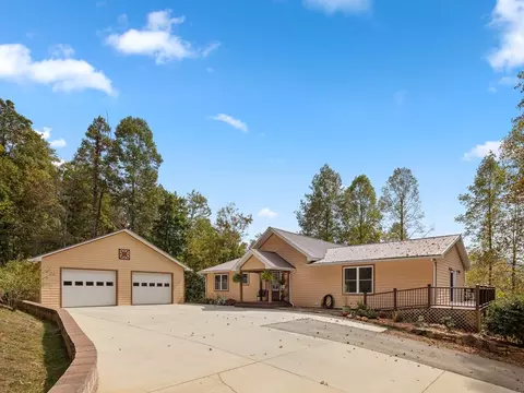 Exterior - 368 Candy Ln, Sylva, NC 28779 photo 3 of 7