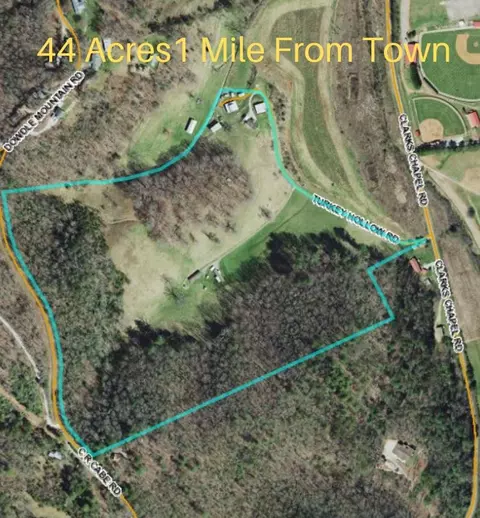 138 Turkey Hollow Rd, Franklin, NC 28734