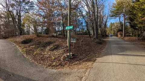 354 Gaston St, Franklin, NC 28734