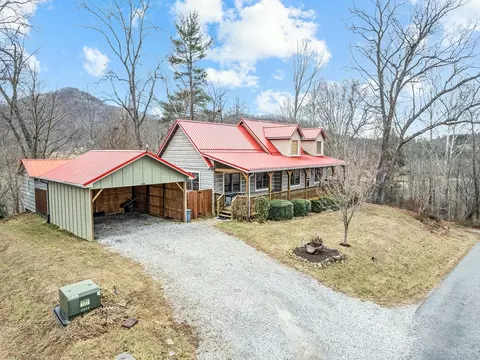 255 Loop Rd, Clyde, NC 28721 photo 3