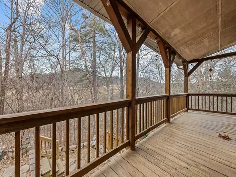 255 Loop Rd, Clyde, NC 28721 photo 38