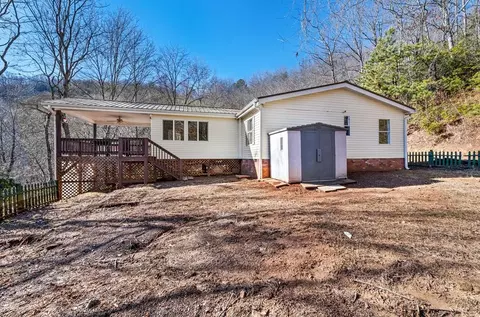 Exterior - 556 Old Cove Rd, Sylva, NC 28779 photo 8 of 11