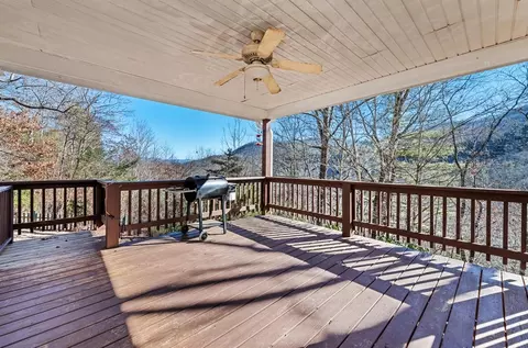 Exterior - 556 Old Cove Rd, Sylva, NC 28779 photo 6 of 11