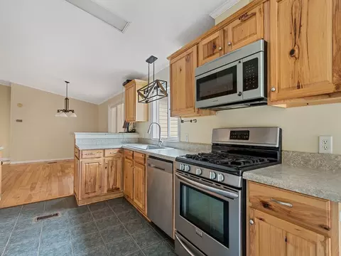 Kitchen - 556 Old Cove Rd, Sylva, NC 28779 photo 2 of 4