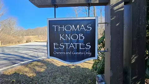 35 Thomas Knob Trail, Scaly Mountain, NC 28775