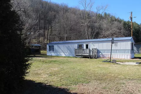 383 Allman Rd, Sylva, NC 28779