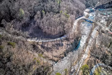 0 Hwy 19 W, Bryson City, NC 28713