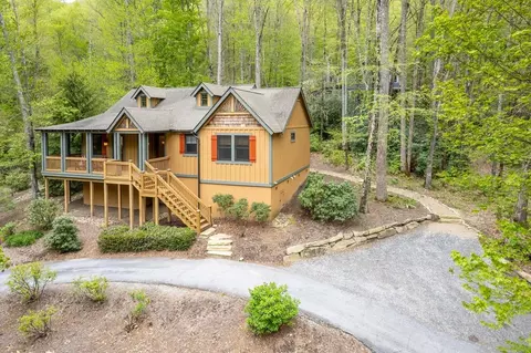 111 Millstone Ln, Tuckasegee, NC 28783