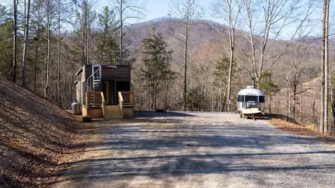 11 North Blaine Branch Road, Franklin, NC 28734