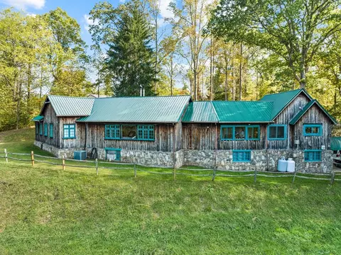 Exterior - 45 Windiridge Dr, Canton, NC 28716 photo 4 of 12