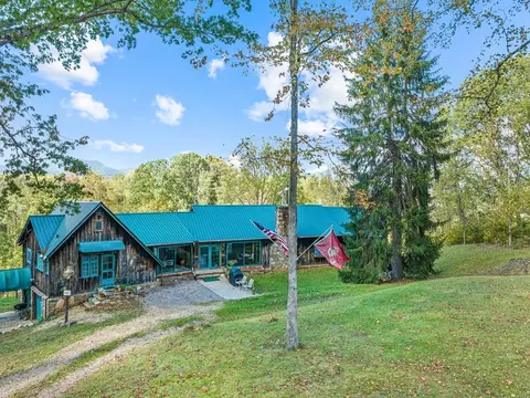45 Windiridge Dr, Canton, NC 28716