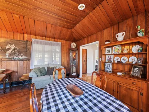 Dining - 45 Windiridge Dr, Canton, NC 28716 photo 3 of 5