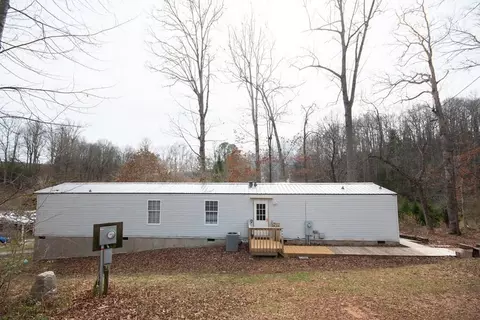 46 Windwood Ln, Franklin, NC 28734