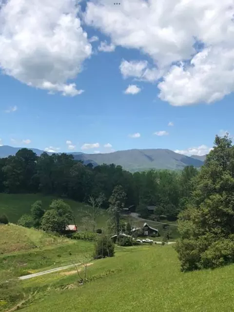 N/a Kitchins Rd, Whittier, NC 28789