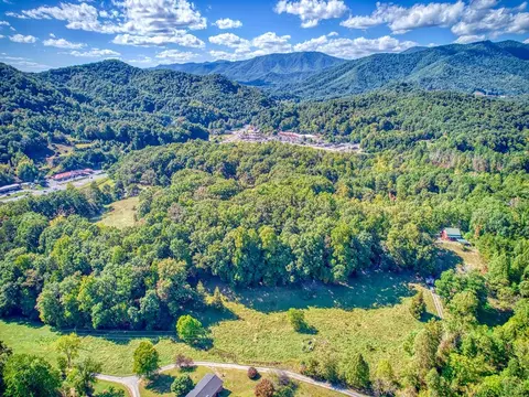 00 Sheeprock Cove Rd, Whittier, NC 28789