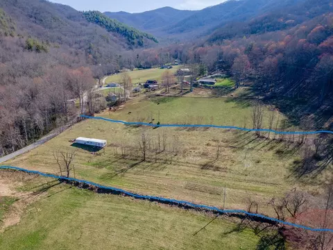 3800 Franks Creek Rd, Robbinsville Graham, NC 28771