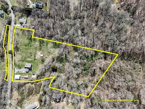 469 Dills Branch Rd, Sylva, NC 28779 photo 2