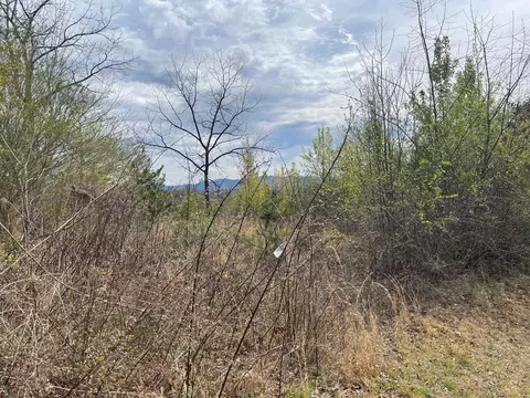3 Gaston Street, Franklin, NC 28734