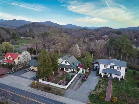 View/Area - 1363 Webster Rd, Sylva, NC 28779 photo 2 of 6