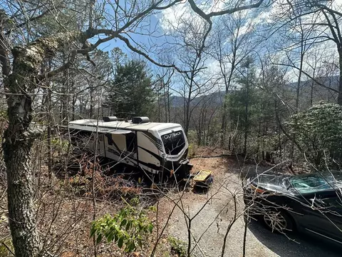 87 Fox View Trl, Otto, NC 28763