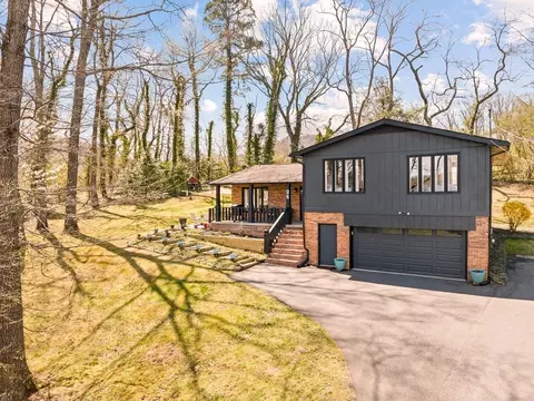 24 Mckinney Lane Dr, Asheville, NC 28806