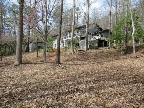 128 Foxwood Dr, Franklin, NC 28734