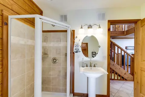 Bath - 184 Eagle Hts, Franklin, NC 28734 photo 1 of 6